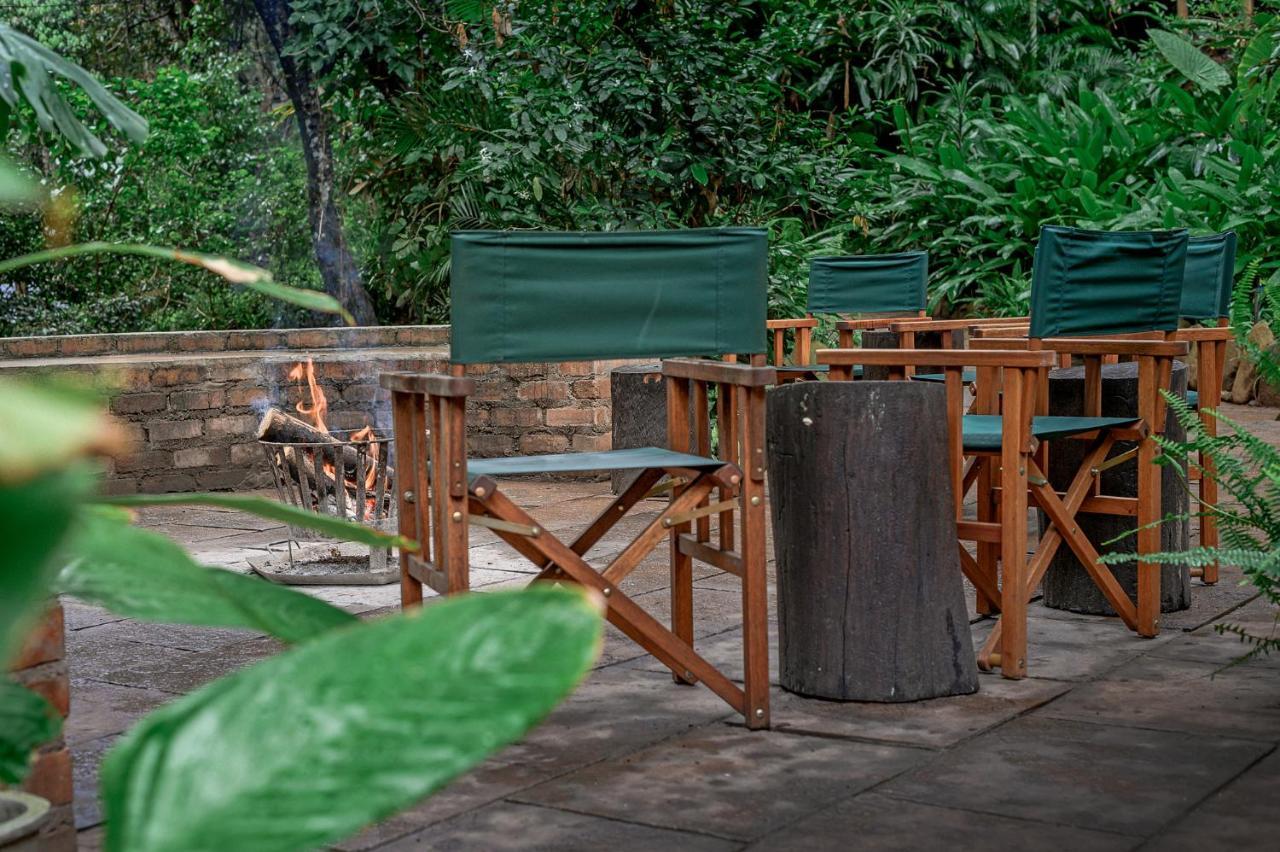 Serenity Mountain And Forest Lodge Malalane Bagian luar foto