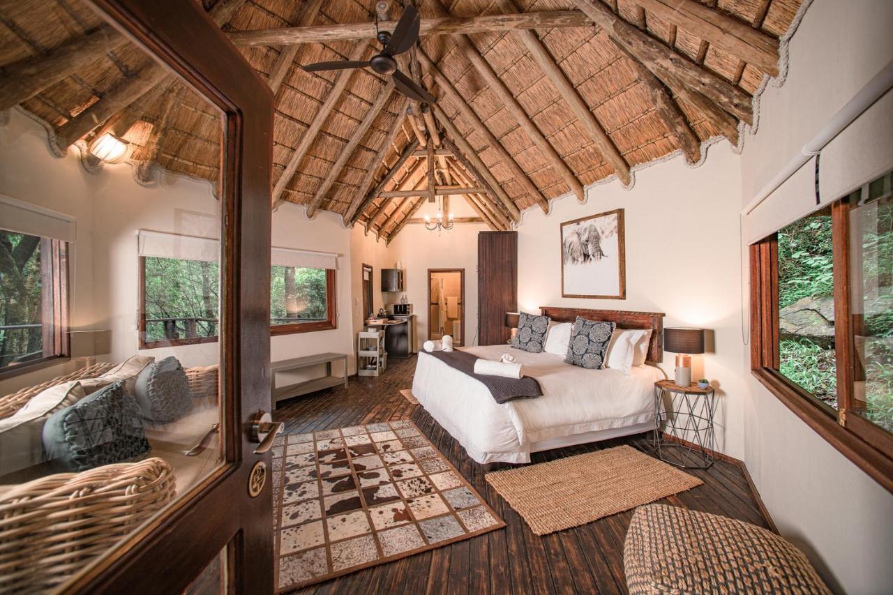 Serenity Mountain And Forest Lodge Malalane Bagian luar foto