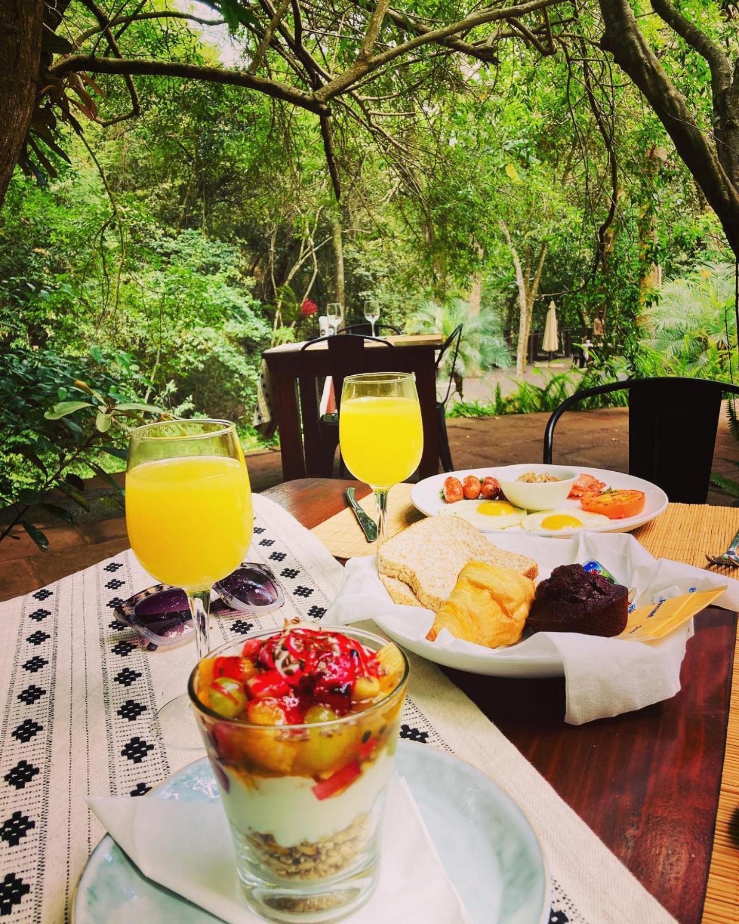 Serenity Mountain And Forest Lodge Malalane Bagian luar foto